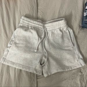 Aritzia TNA Fleece Sweatshorts